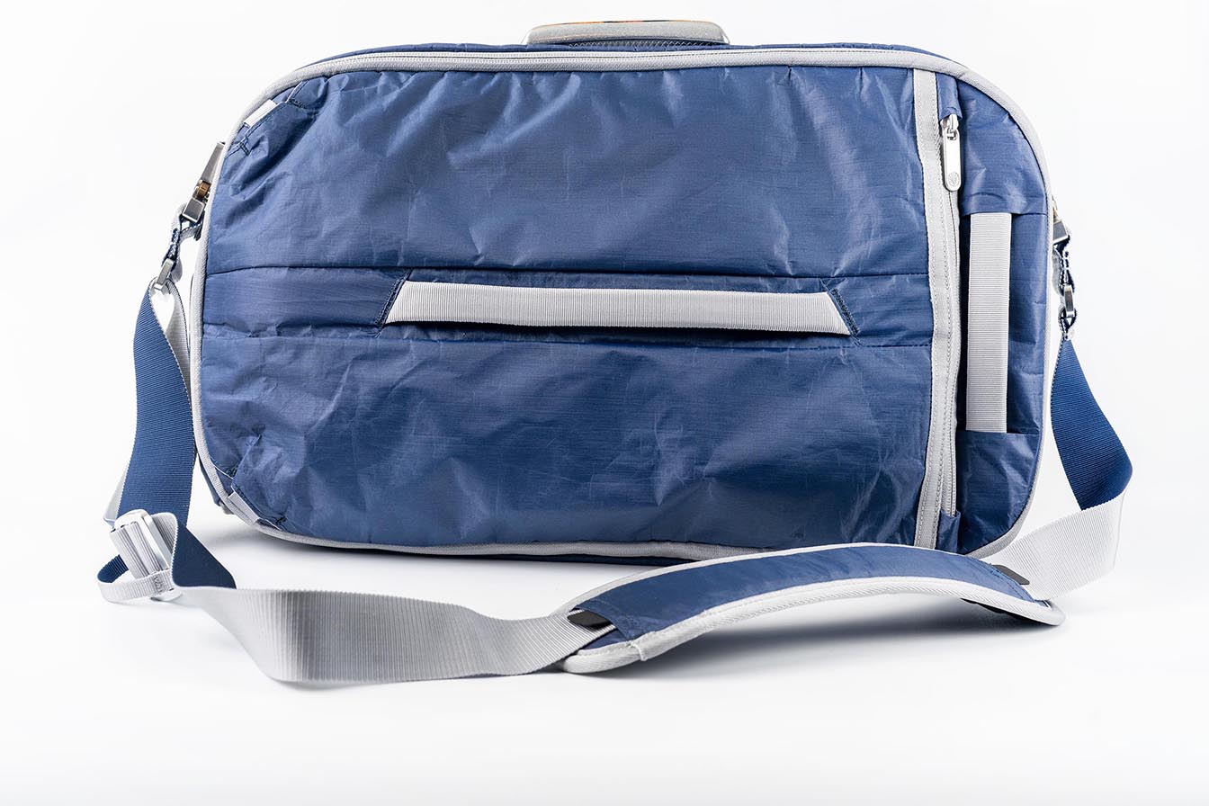 /cdn/shop/files/offsite-ocean-work-to-water-bag-back-view-1768937313_1344.jpg