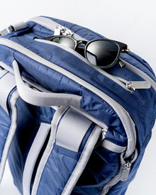 /cdn/shop/files/offsite-ocean-work-to-water-bag-fleece-lined-sunglasses-pocket-1768937487_220.jpg