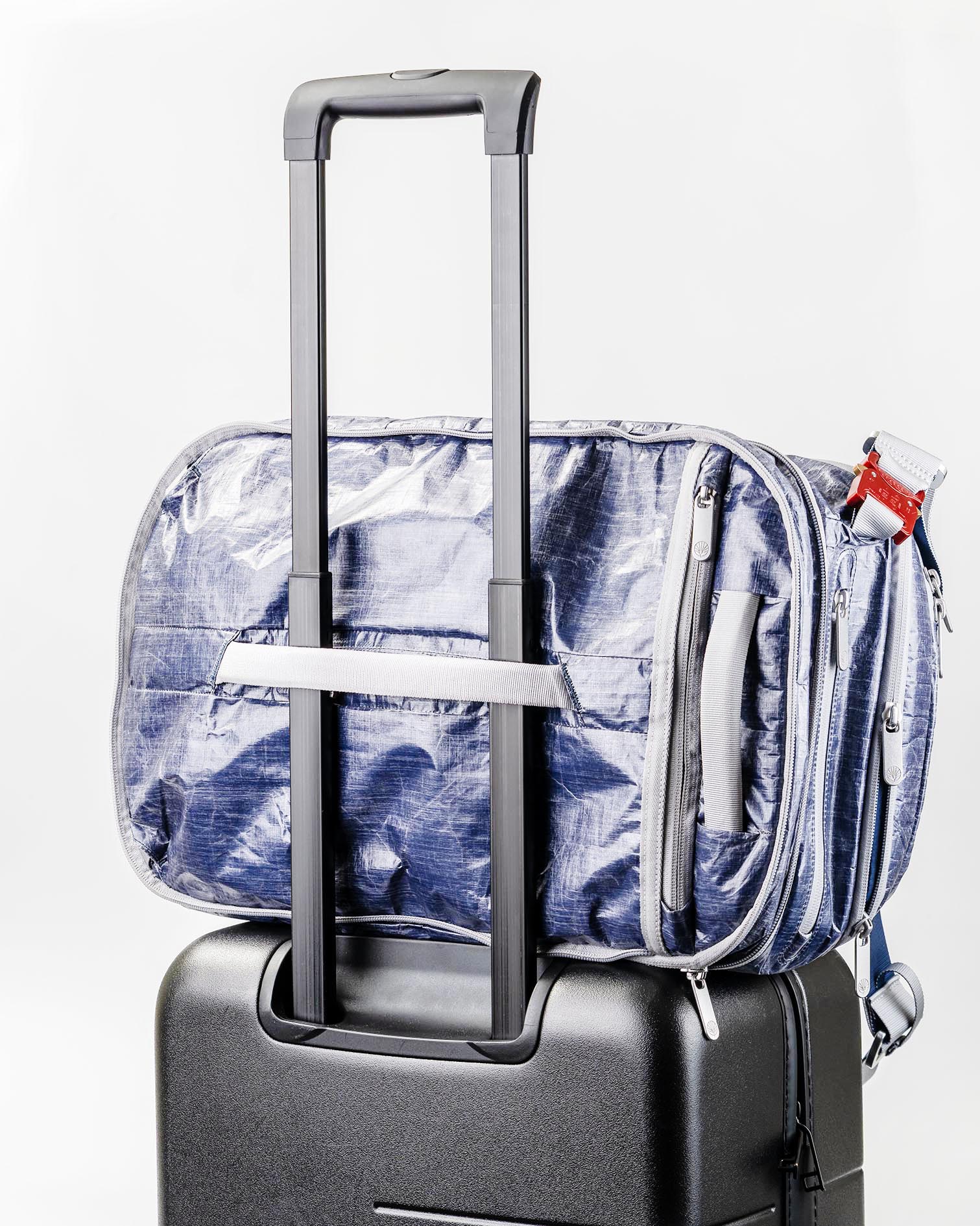 /cdn/shop/files/offsite-whitecap-work-to-water-bag-luggage-pass-through-1768937078_1511.jpg